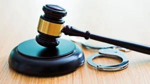 Uyuşturucu Madde Kullanma Suçunda Kamu Davasının Açılmasının Ertelenmesi (KDAE) Kararını İhlal Edilirse Ne Olur? Tekrar HAGB veya Erteleme Alınır mı?